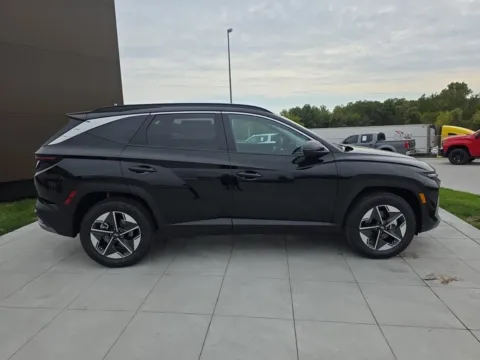 More photos of 2025 Hyundai Tucson Hybrid SEL Convenience at Clement Hyundai, MO