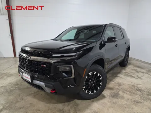 Black 2025 Chevrolet Traverse Z71 for sale in Wentzville, MO
