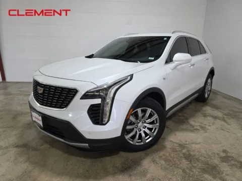 White 2020 Cadillac XT4 Premium Luxury for sale in Wentzville, MO