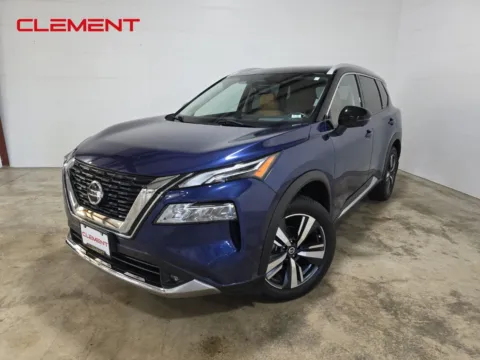 Black 2021 Nissan Rogue Platinum for sale in Wentzville, MO