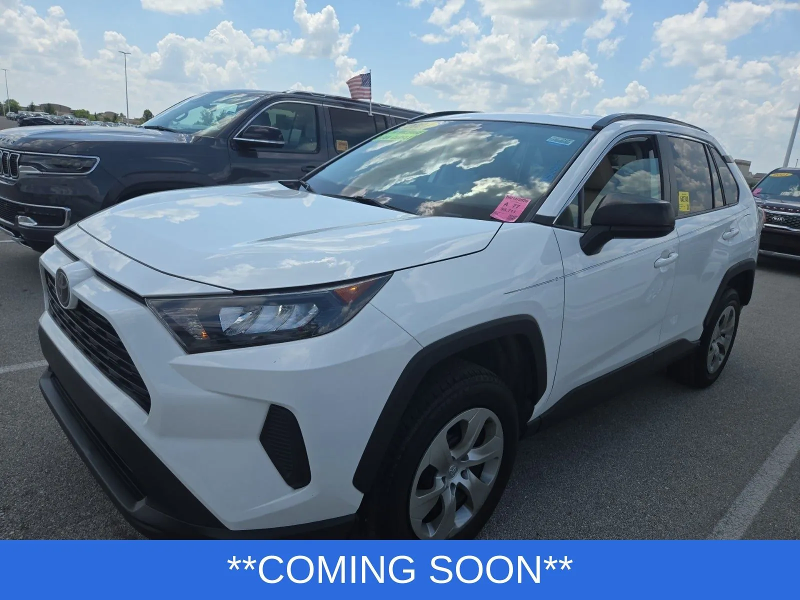 White 2021 Toyota RAV4 LE for sale in Wentzville, MO