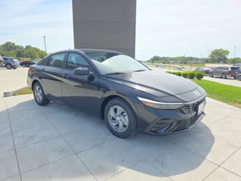 Another view of 2025 Hyundai Elantra SE for sale in Wentzville, MO at Clement Hyundai