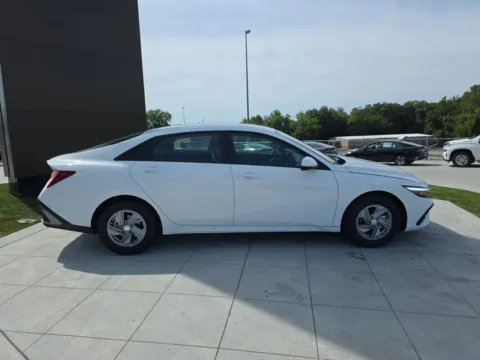 More photos of 2025 Hyundai Elantra SE at Clement Hyundai, MO