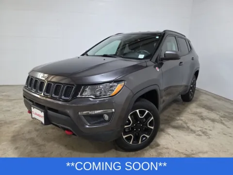 Gray 2021 Jeep Compass Trailhawk for sale in Wentzville, MO