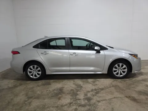 More photos of 2022 Toyota Corolla LE at Clement Hyundai, MO