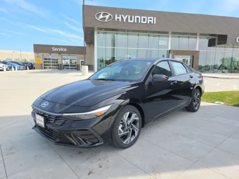 Black 2025 Hyundai Elantra SEL Sport for sale in Wentzville, MO