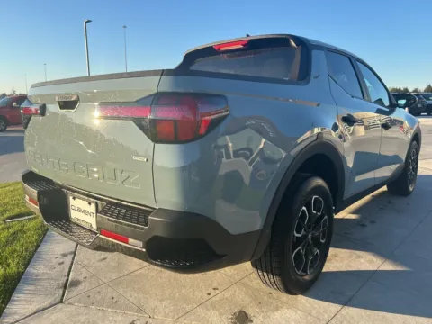 More photos of 2024 Hyundai Santa Cruz SEL at Clement Hyundai, MO
