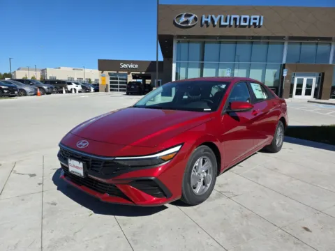 Red 2025 Hyundai Elantra SE for sale in Wentzville, MO