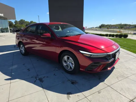 Another view of 2025 Hyundai Elantra SE for sale in Wentzville, MO at Clement Hyundai