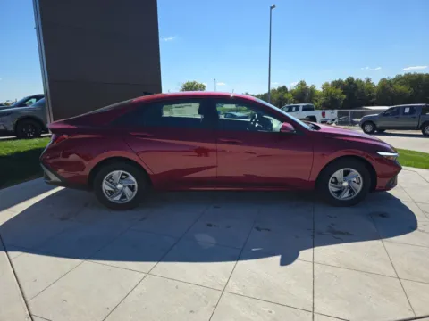 More photos of 2025 Hyundai Elantra SE at Clement Hyundai, MO