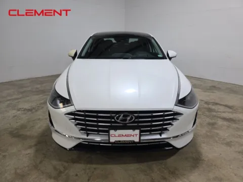 Photos of 2022 Hyundai Sonata Hybrid Limited for sale in Wentzville, MO at Clement Hyundai