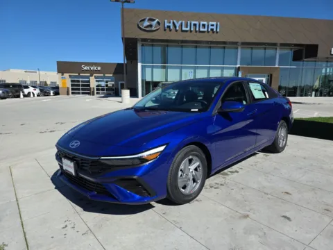 Blue 2025 Hyundai Elantra SE for sale in Wentzville, MO