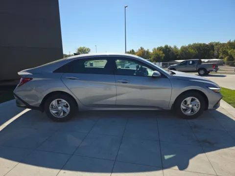 More photos of 2025 Hyundai Elantra SE at Clement Hyundai, MO