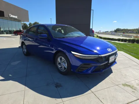 Another view of 2025 Hyundai Elantra SE for sale in Wentzville, MO at Clement Hyundai