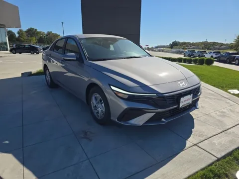 Another view of 2025 Hyundai Elantra SE for sale in Wentzville, MO at Clement Hyundai