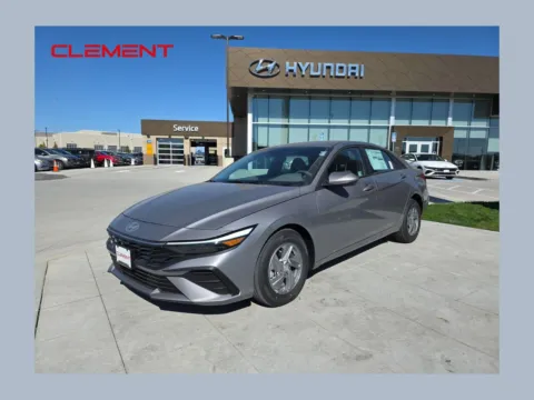 Gray 2025 Hyundai Elantra SE for sale in Wentzville, MO