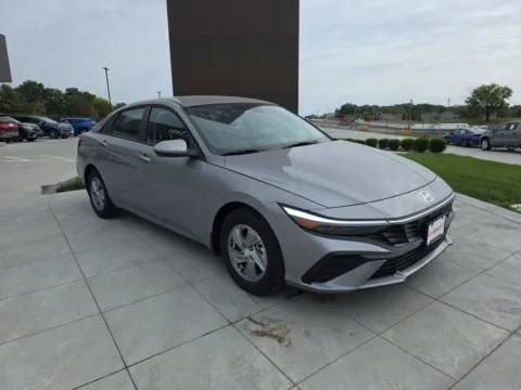 Another view of 2025 Hyundai Elantra SE for sale in Wentzville, MO at Clement Hyundai