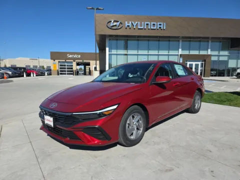 Red 2025 Hyundai Elantra SE for sale in Wentzville, MO