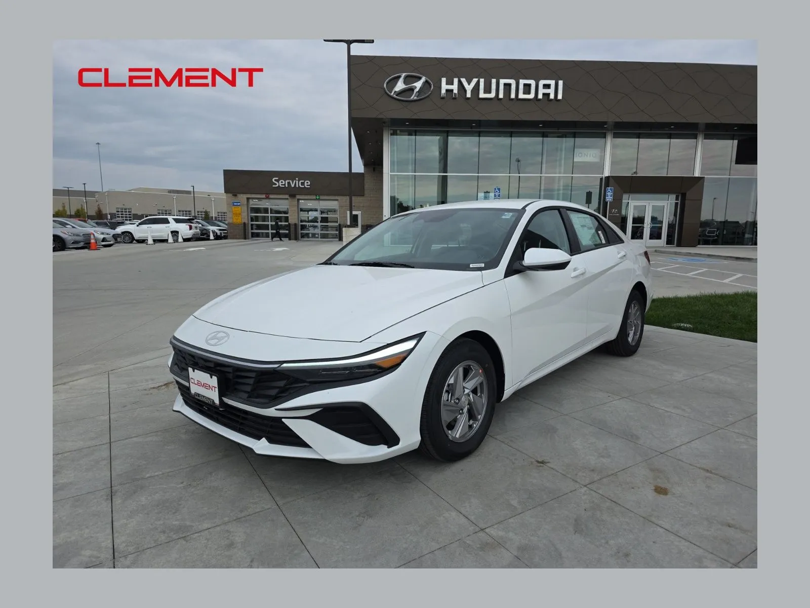 White 2025 Hyundai Elantra SE for sale in Wentzville, MO