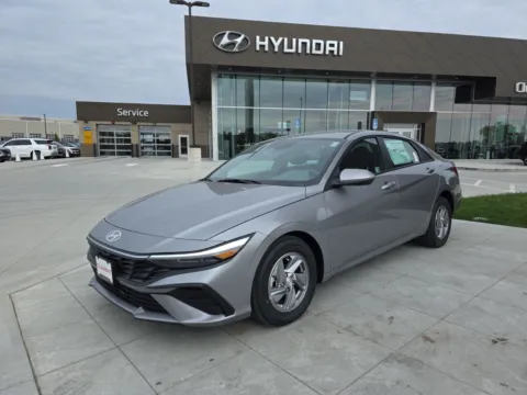 Gray 2025 Hyundai Elantra SE for sale in Wentzville, MO