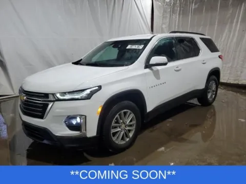 White 2023 Chevrolet Traverse LT for sale in Wentzville, MO