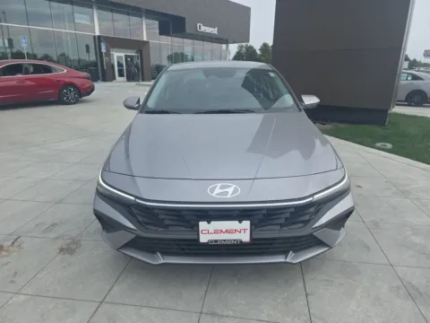 Photos of 2025 Hyundai Elantra SE for sale in Wentzville, MO at Clement Hyundai