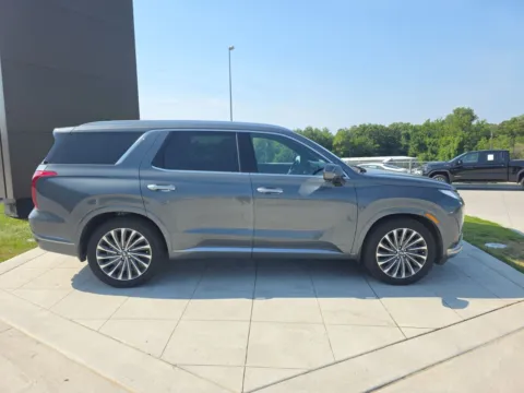 More photos of 2025 Hyundai Palisade Calligraphy at Clement Hyundai, MO