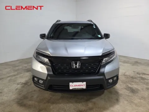 Photos of 2021 Honda Passport Touring for sale in Wentzville, MO at Clement Hyundai