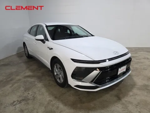 Another view of 2025 Hyundai Sonata SE for sale in Wentzville, MO at Clement Hyundai