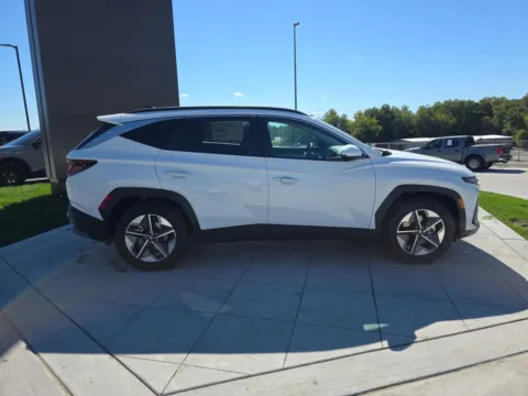 More photos of 2026 Hyundai Tucson SEL at Clement Hyundai, MO