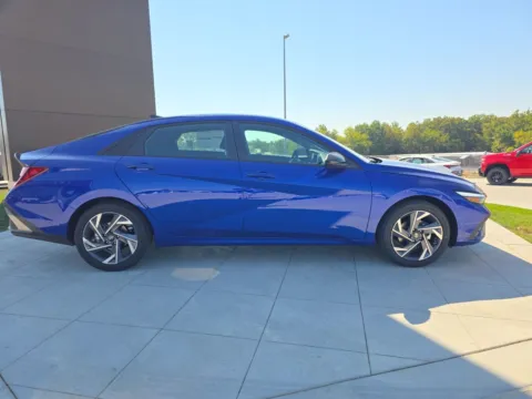 More photos of 2025 Hyundai Elantra SEL Sport at Clement Hyundai, MO