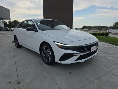 Another view of 2025 Hyundai Elantra SEL Sport for sale in Wentzville, MO at Clement Hyundai