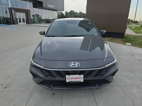 Photos of 2025 Hyundai Elantra SEL Sport for sale in Wentzville, MO at Clement Hyundai