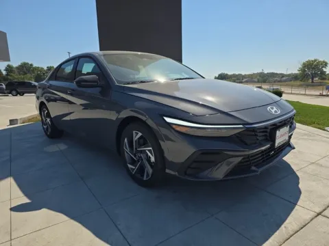 Another view of 2025 Hyundai Elantra SEL Sport for sale in Wentzville, MO at Clement Hyundai
