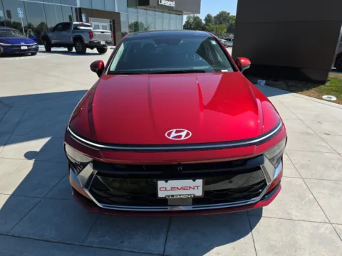 Photos of 2025 Hyundai Sonata Hybrid Limited for sale in Wentzville, MO at Clement Hyundai