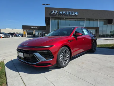 Red 2025 Hyundai Sonata Hybrid Limited for sale in Wentzville, MO