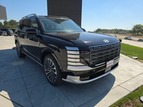 Another view of 2026 Hyundai Palisade Calligraphy for sale in Wentzville, MO at Clement Hyundai