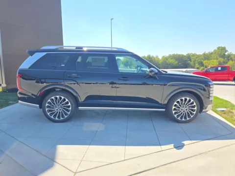 More photos of 2026 Hyundai Palisade Calligraphy at Clement Hyundai, MO