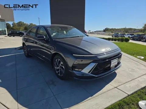 Another view of 2026 Hyundai Sonata Hybrid Blue for sale in Wentzville, MO at Clement Hyundai