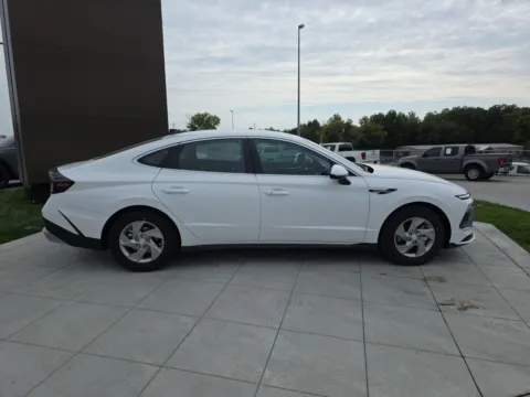 More photos of 2026 Hyundai Sonata SE at Clement Hyundai, MO