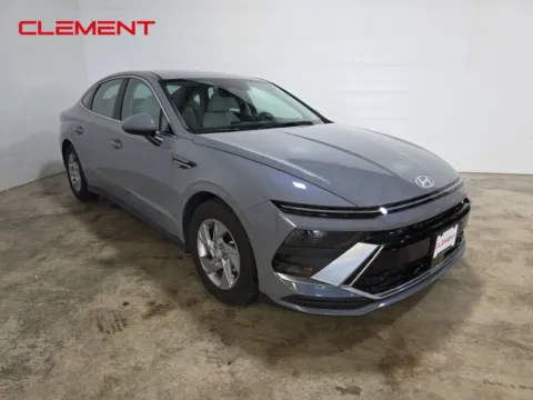 Another view of 2025 Hyundai Sonata SE for sale in Wentzville, MO at Clement Hyundai
