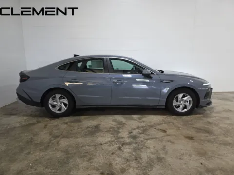 More photos of 2025 Hyundai Sonata SE at Clement Hyundai, MO