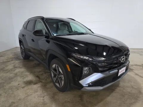 Another view of 2025 Hyundai Tucson SEL for sale in Wentzville, MO at Clement Hyundai