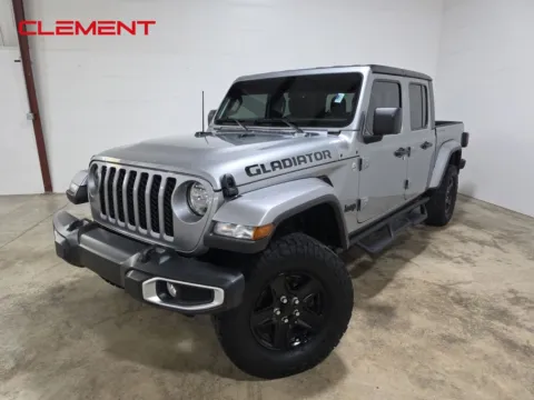 Silver 2021 Jeep Gladiator Sport for sale in Wentzville, MO