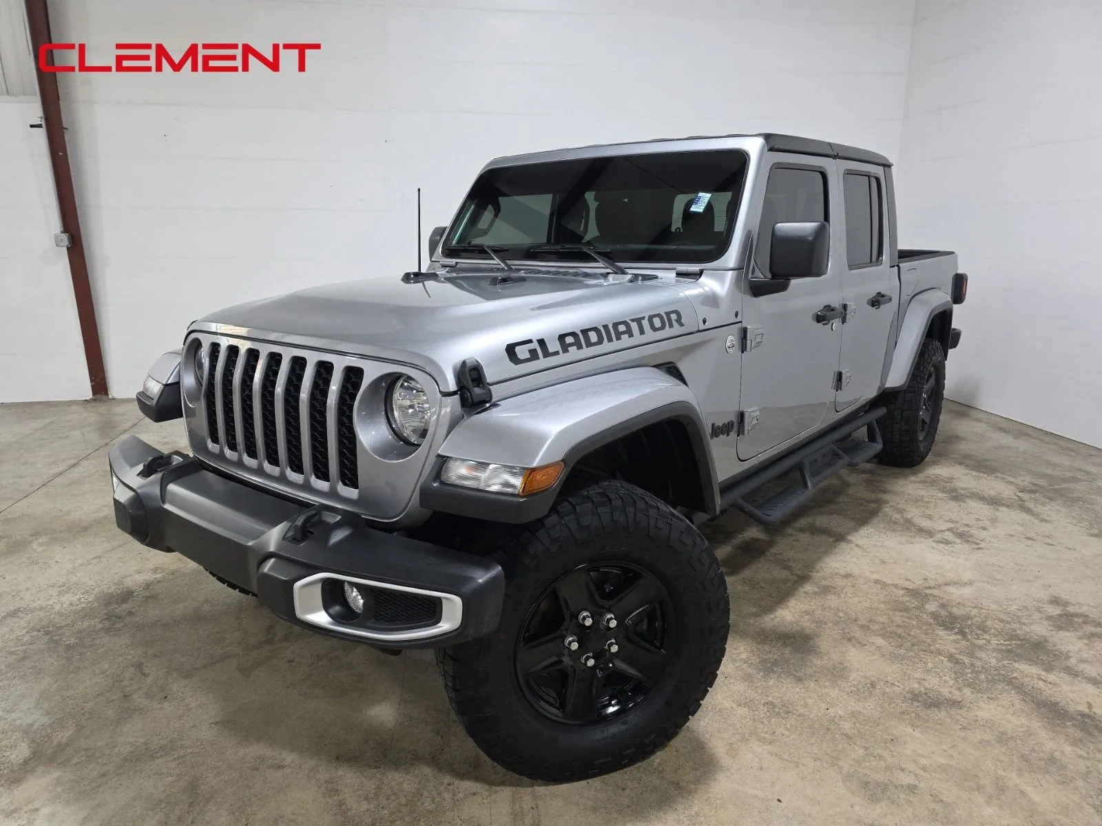 Silver 2021 Jeep Gladiator Sport for sale in Wentzville, MO