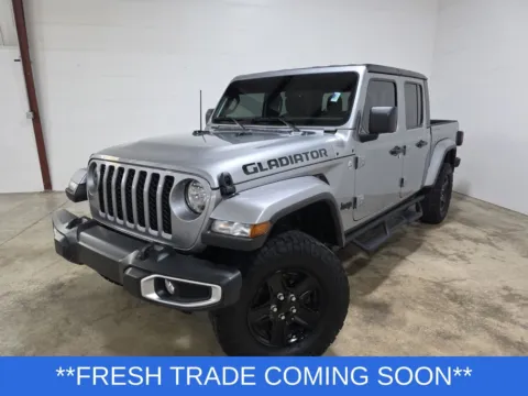 Silver 2021 Jeep Gladiator Sport for sale in Wentzville, MO