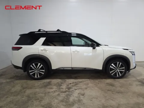 More photos of 2023 Nissan Pathfinder Platinum at Clement Hyundai, MO