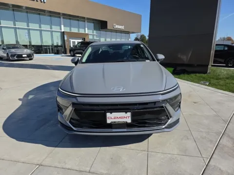 Photos of 2026 Hyundai Sonata SEL for sale in Wentzville, MO at Clement Hyundai