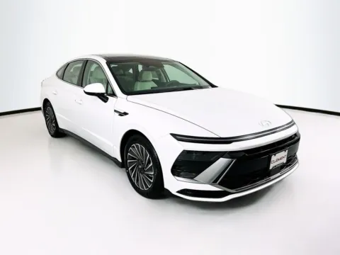 Another view of 2026 Hyundai Sonata Hybrid SEL for sale in Wentzville, MO at Clement Hyundai