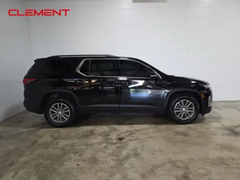 More photos of 2022 Chevrolet Traverse LT at Clement Hyundai, MO
